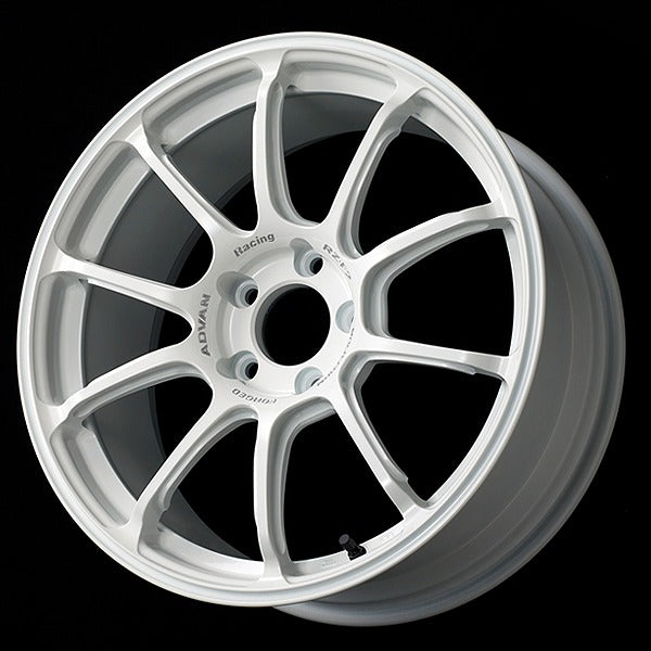 Advan RZ-F2 - 18x8J - 5x114.3 - ET: 35 (Racing White)